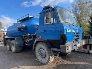 Tatra 815 camión cisterna