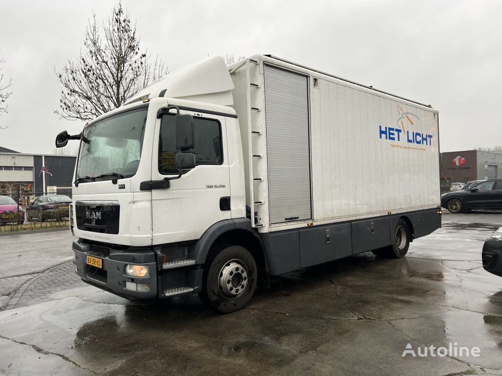 MAN TGM 15.250 4X2 - EURO 5 - ONLY 83.192 KM + BOX 6,50 MTR + DHOLLA camión furgón