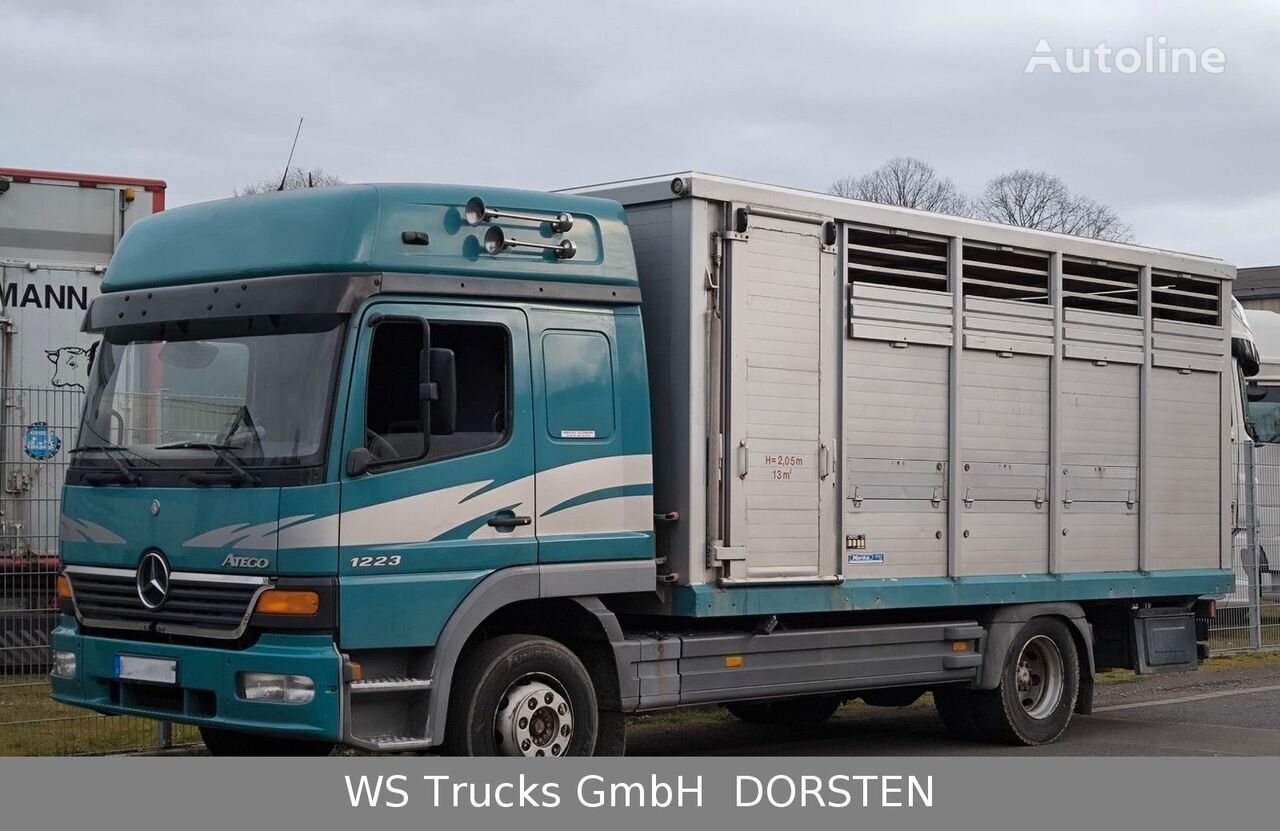 Mercedes-Benz Atego 1223  camión para caballos