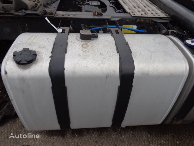 Renault Volvo / complete fuel tank new or used 450L - 110cm, with bracke depósito de combustible para Renault tractora