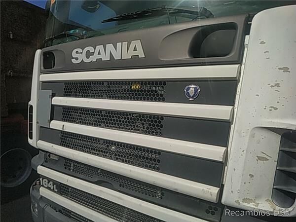 Calandra Scania Serie 4 (P/R 164 L)(2001->) FG       480 (4X2)   parrilla de radiador para Scania Serie 4 (P/R 164 L)(2001->) FG 480 (4X2) E3 [15,6 Ltr. - 353 kW Diesel] tractora