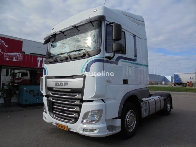 DAF XF 440 tractora