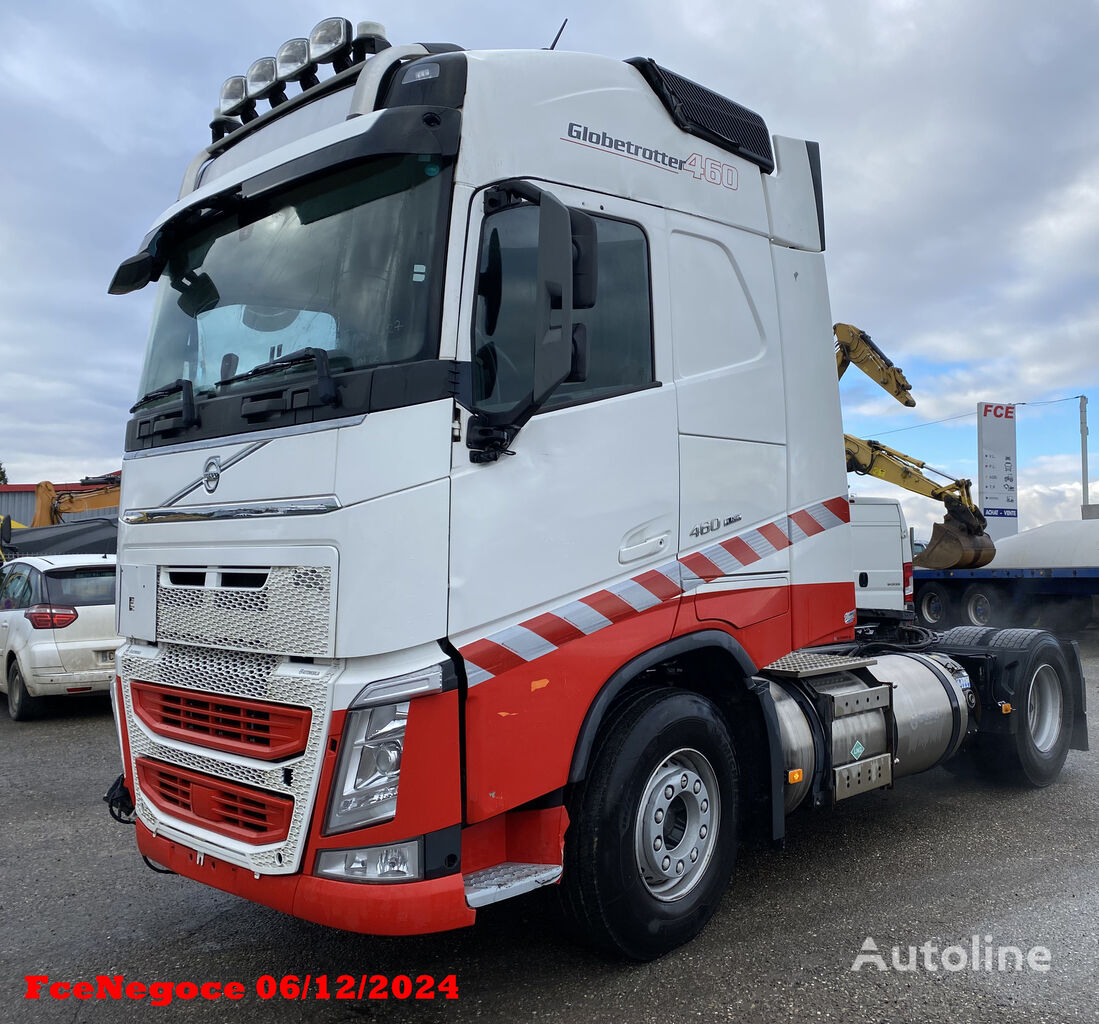 Volvo FH460 LNG / Globetrotter  tractora siniestrada