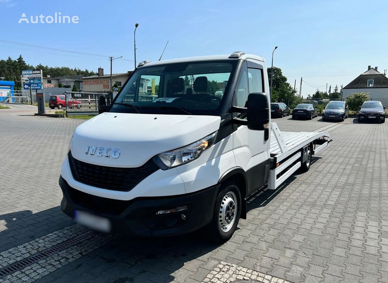 IVECO Daily 35S18 Autotransporter New Model One Owner grúa portacoches < 3.5t