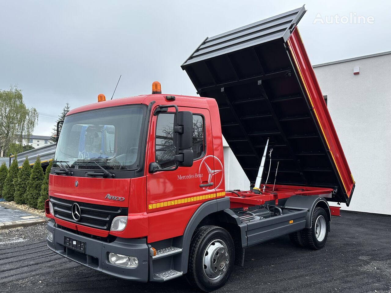 Mercedes-Benz ATEGO 1218 SKLÁPAČ TROJSTRANNÝ VYKLÁPAČ KIPPER 3 side volquete